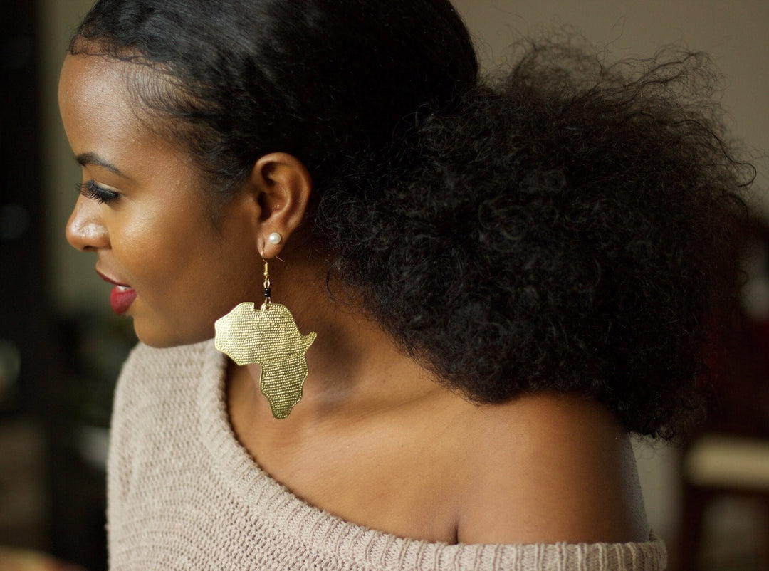 Maridadi Africa Map Earrings detail