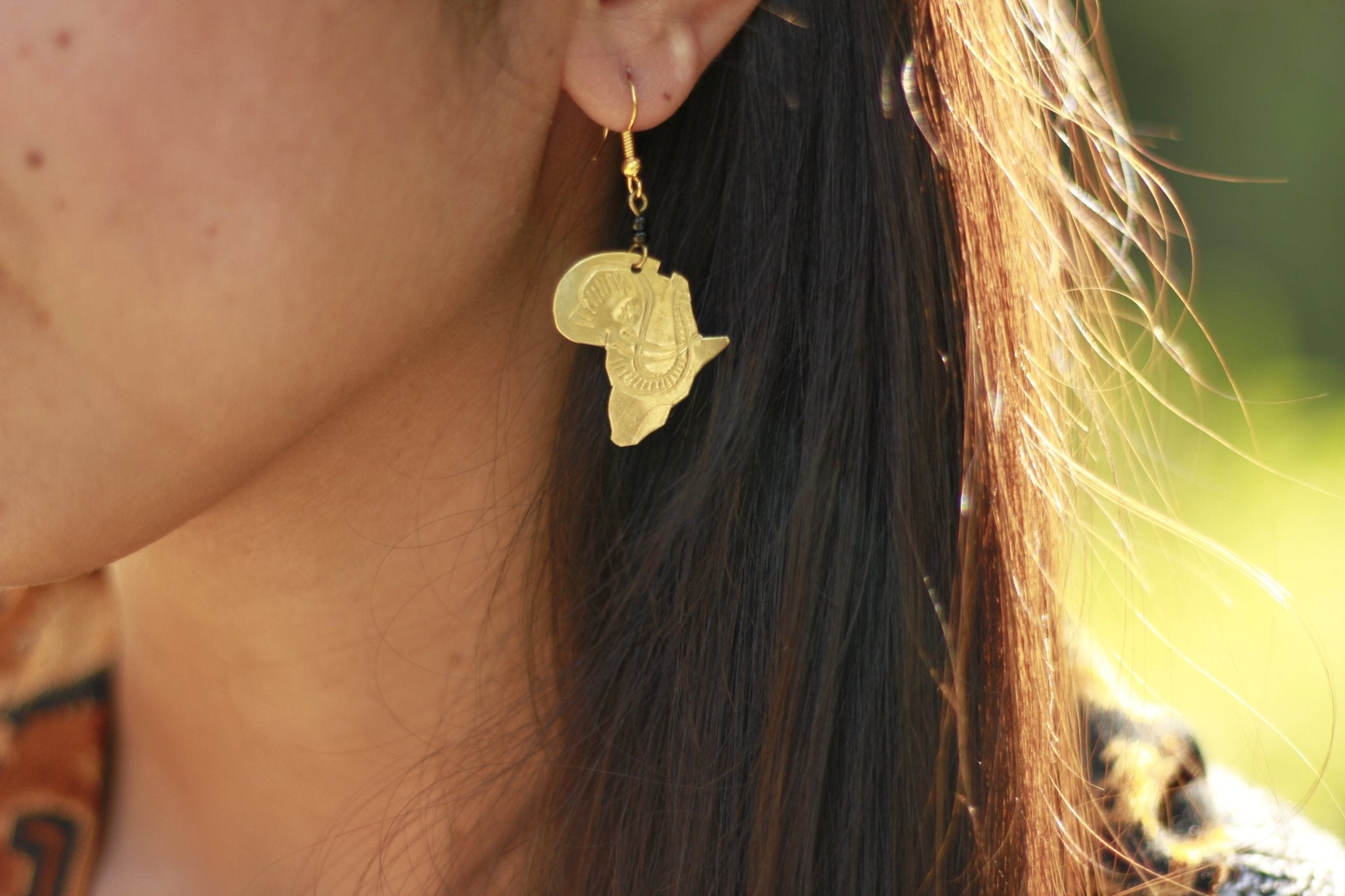 Gold little store earrings