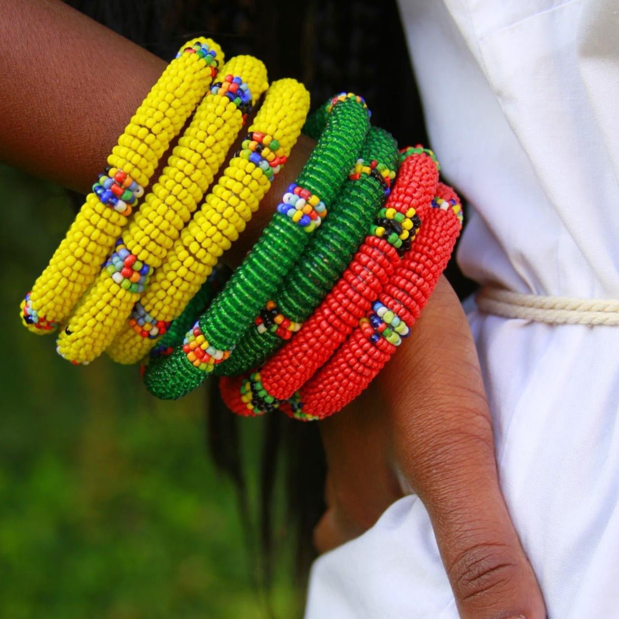 Beaded Kenyan bracelet | African beaded bracelets, Bead work, Beaded